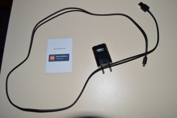 Micro USB kabel a adaptér