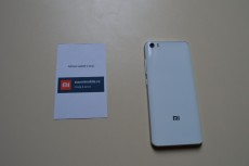 Záda Xiaomi Mi 5